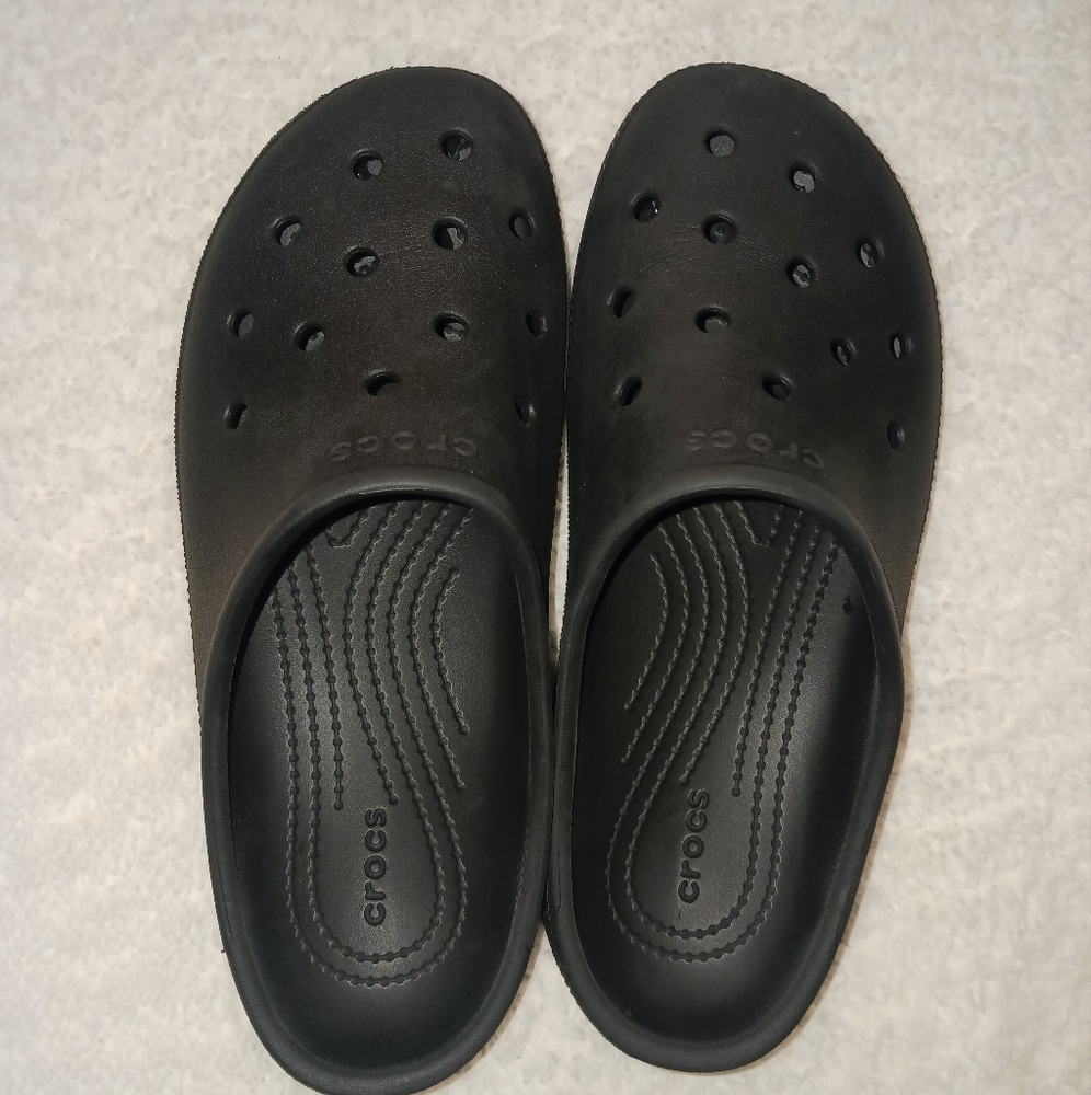 CROCS Classic Black Perforated Clogs